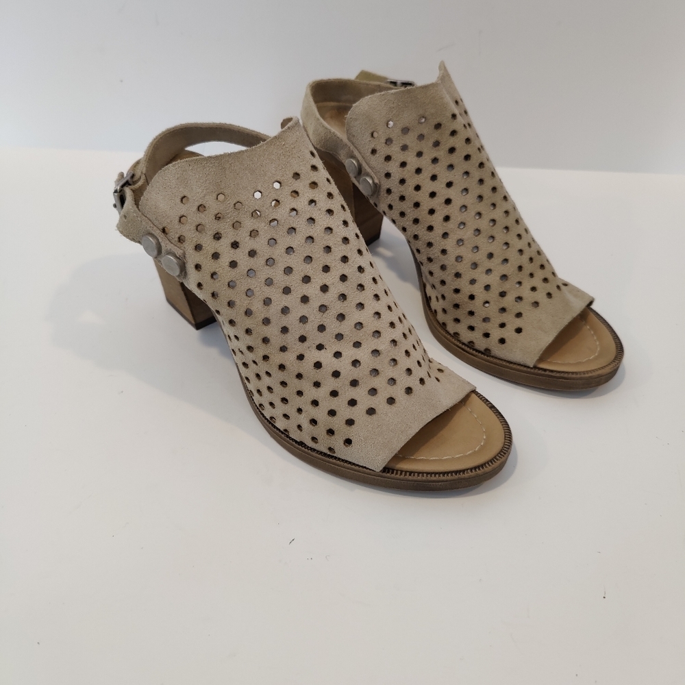 Barbara Barbieri Tan Perforated Suede Leather Block Heel Sandals Shoes - Picture 2 of 7